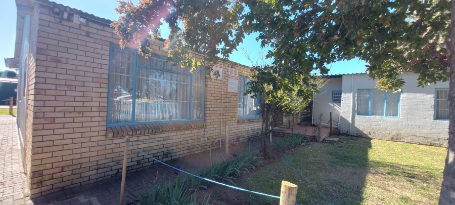 21 Bedroom Property for Sale in Brandwag Free State